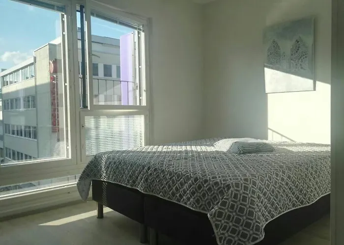 Apartamento Moderni Avara Yksioe Jyvaeskylaen Ydinkeskustassa