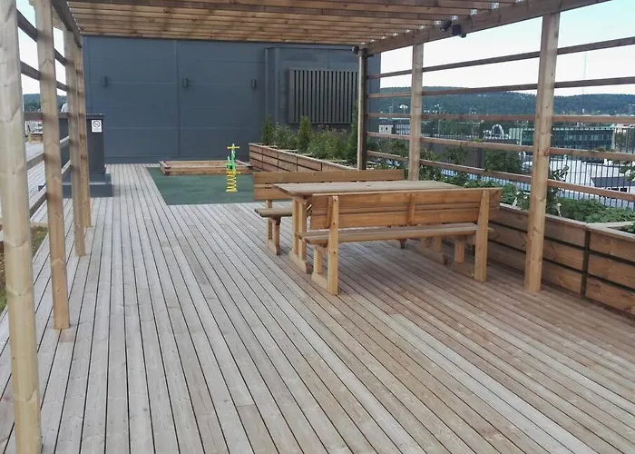 Moderni Avara Yksioe Jyvaeskylaen Ydinkeskustassa *